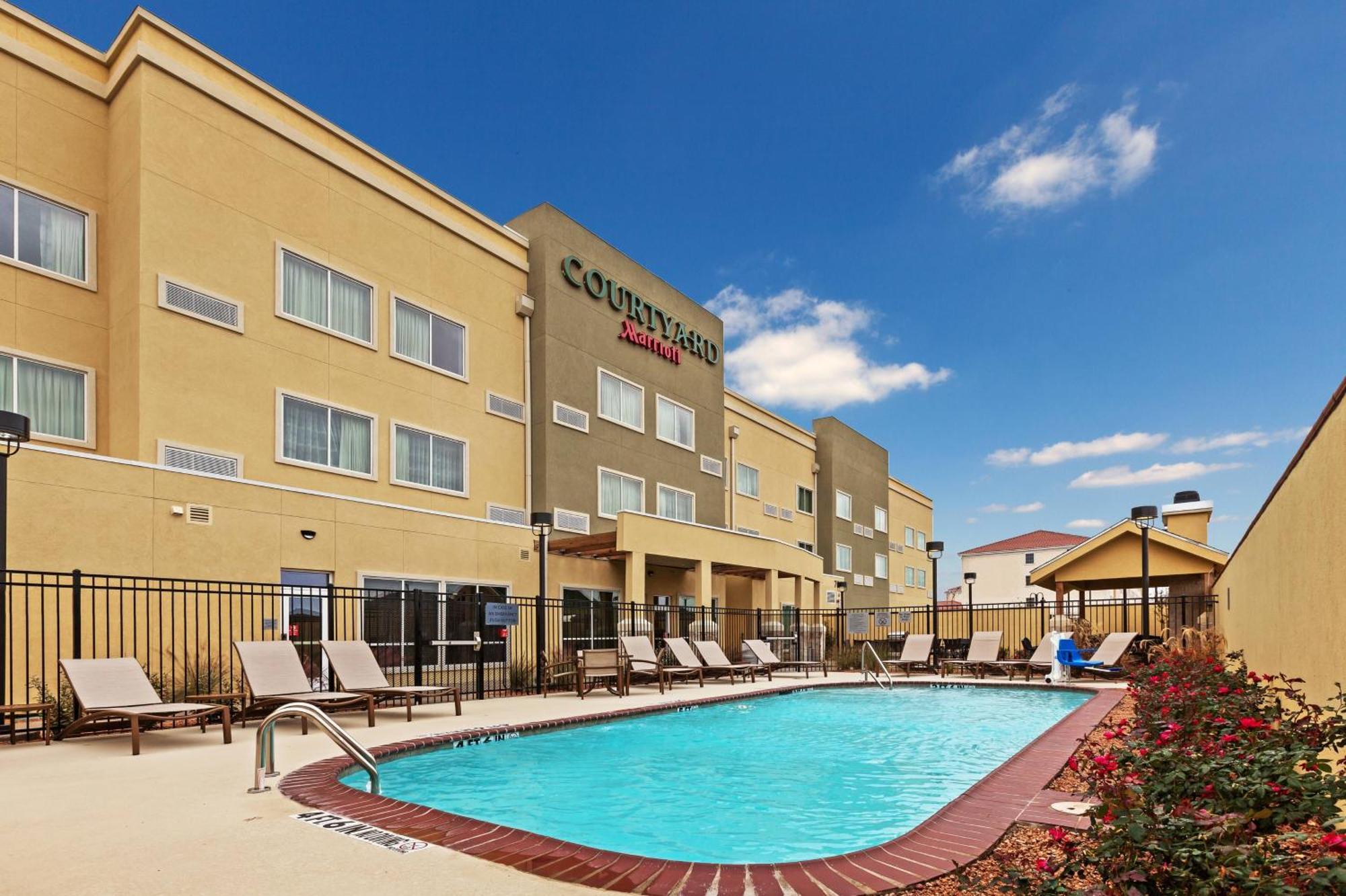 Hotel Courtyard By Marriott Odessa Esterno foto